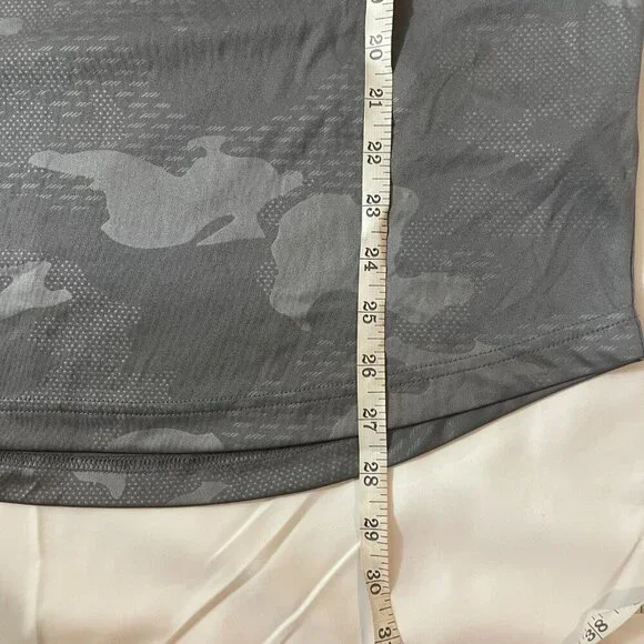 NHL Authentic PRO. FNATICS, Size M, gray color. Made in Indonesia. - Picture 6 of 9